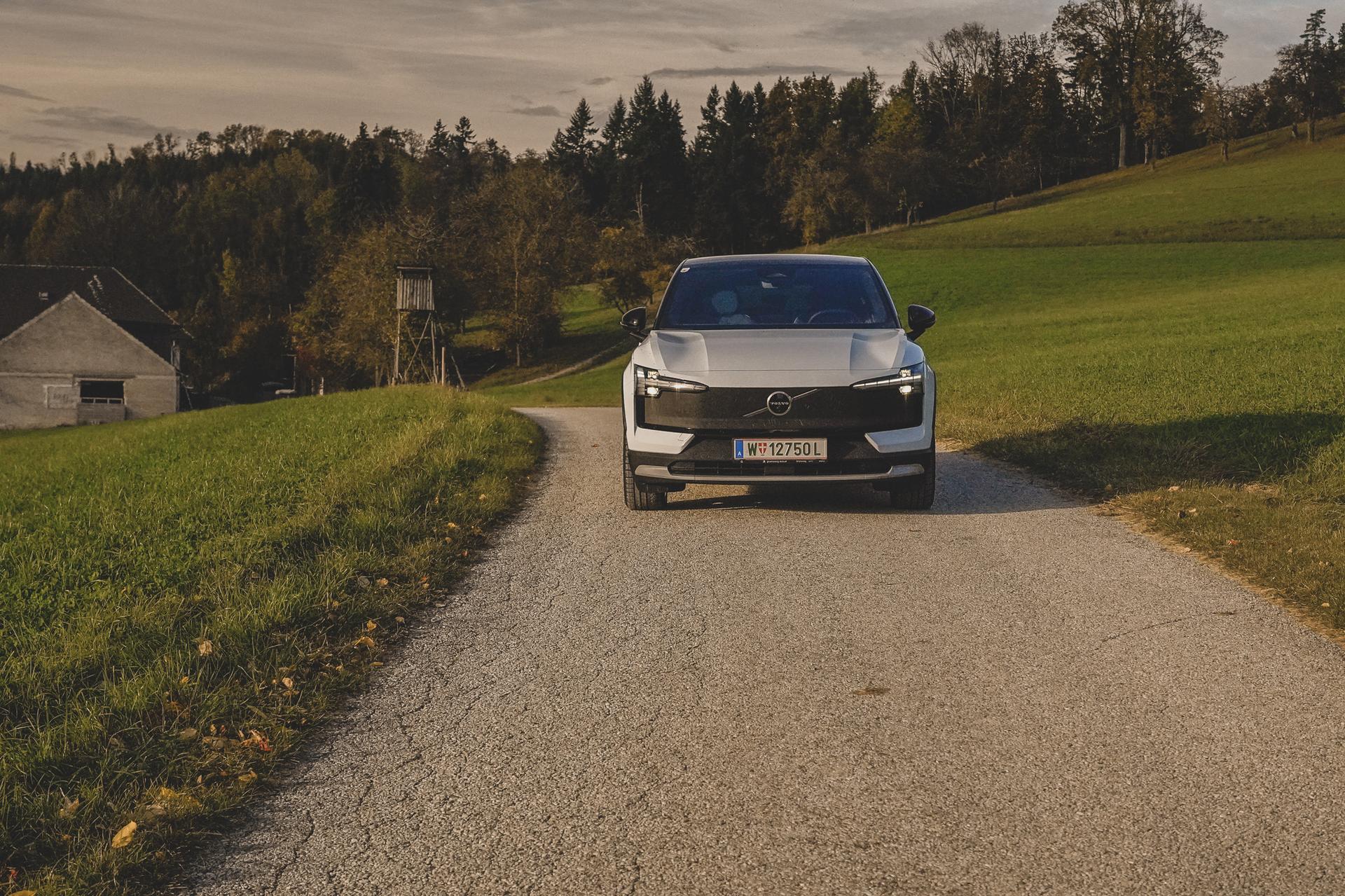 Volvo EX30 CC