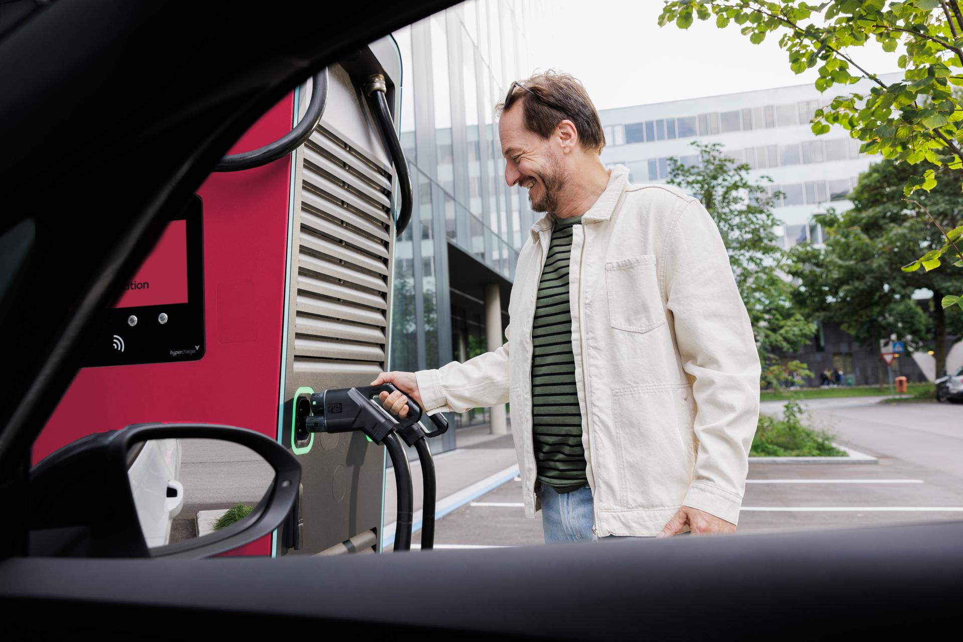 E-Mobilität Elektroauto Laden Ladekarte