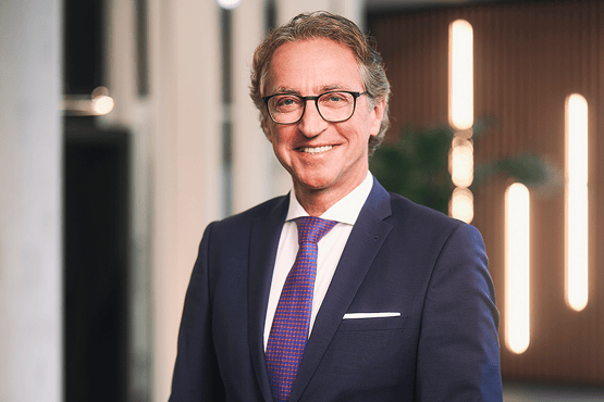 CEO Leonhard Schitter