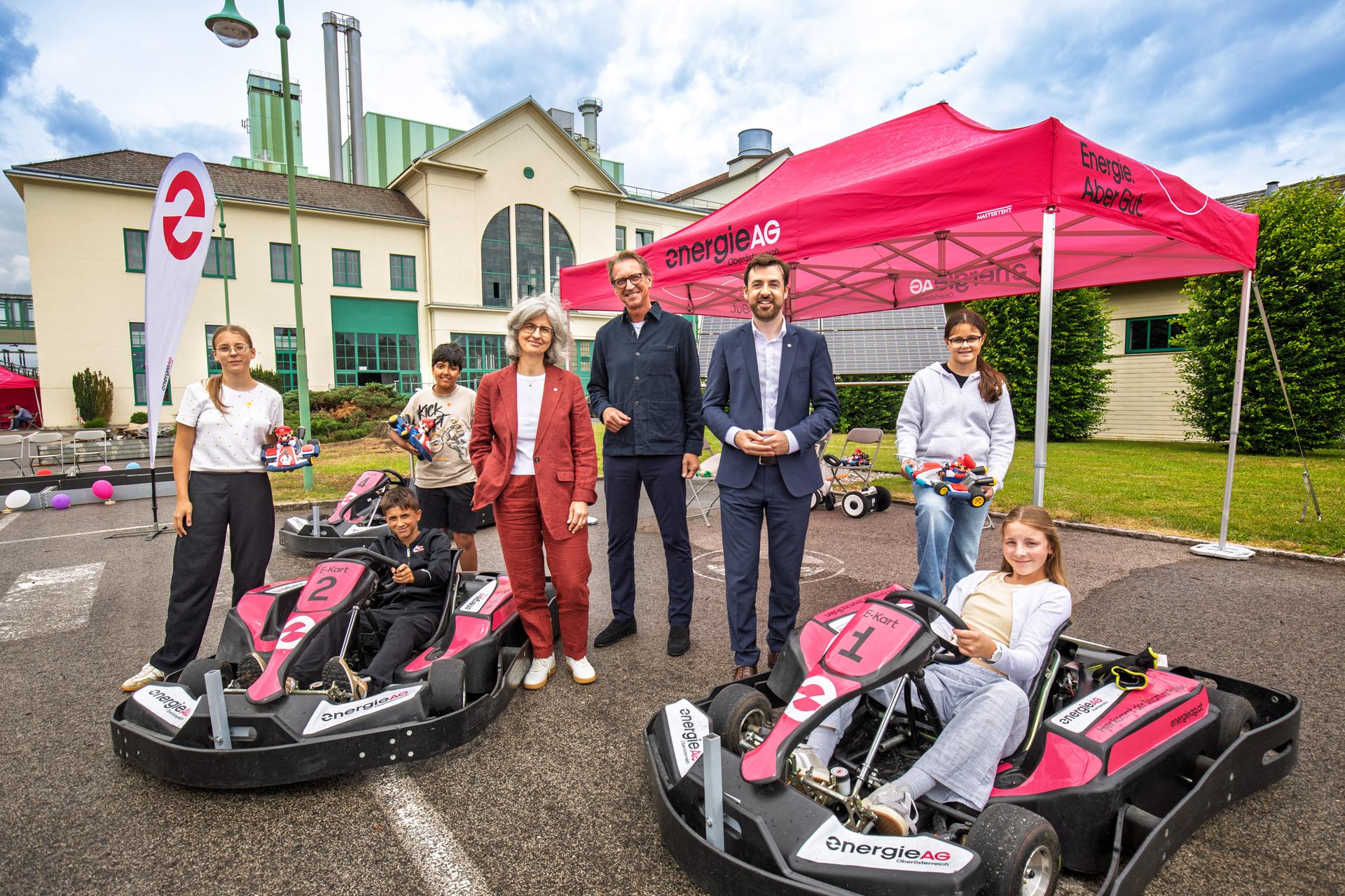 Schulworkshops Timelkam
Sophie Haas, BRG Hamerling
Kristian Bilogrevic (E-Kart 2), BRG Hamerling
Samuel Rahman, BRG Hamerling
CFO Eva Schinkinger
CEO Leonhard Schitter
CTO Alexander Kirchner
Isabella Sorg, BRG Hamerling
Hanna Schandl (E-Kart 1), BRG Hamerling