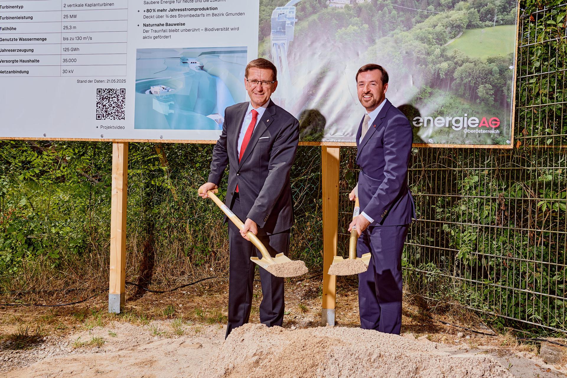 Spatenstich Laufwasserkraftwerk Traunfall Roitham am Traunfall
AR-Vorsitzender Wirtschaftslandesrat Markus Achleitner
CTO Alexander Kirchner