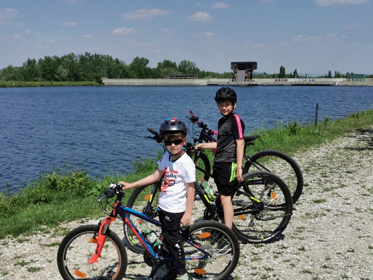 Wandern ums Kraftwerk