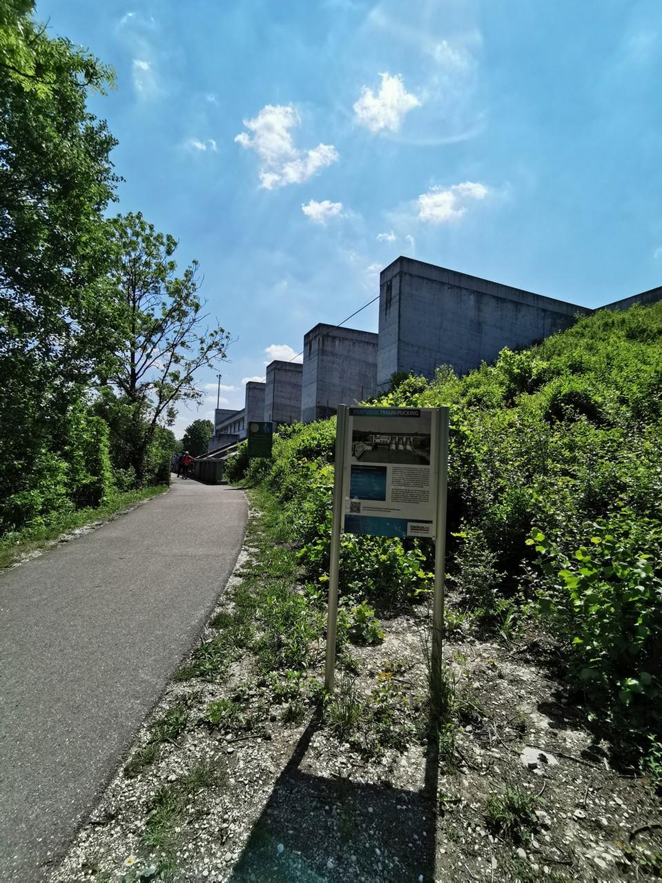 Wandern ums Kraftwerk