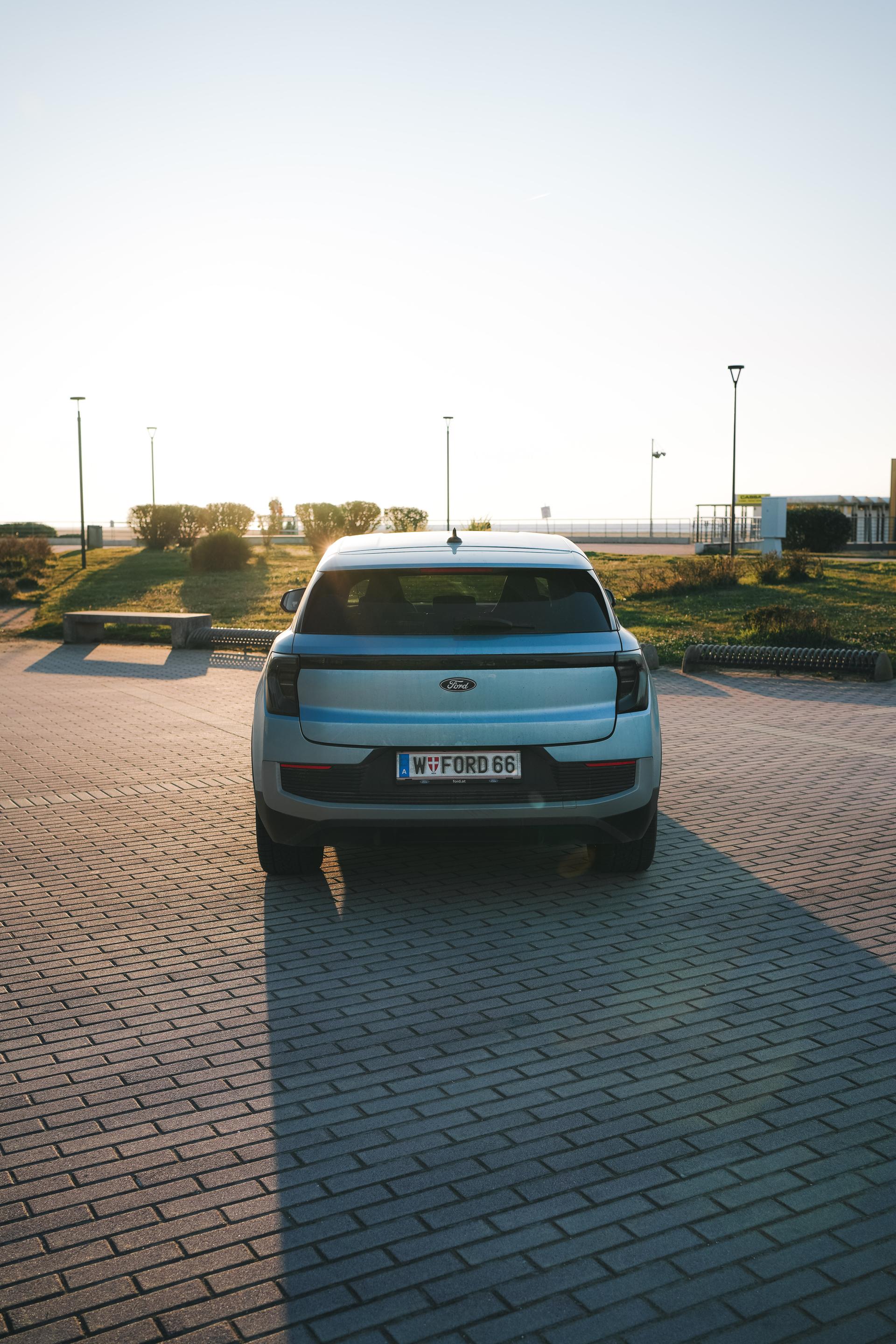 Ford-Explorer