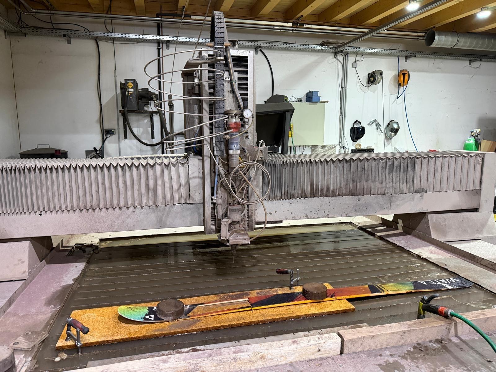 Ski-Restoration Sportpokal, Ski-Aufbereitung, alte Ski, Sportpokal, Ski-Pokal