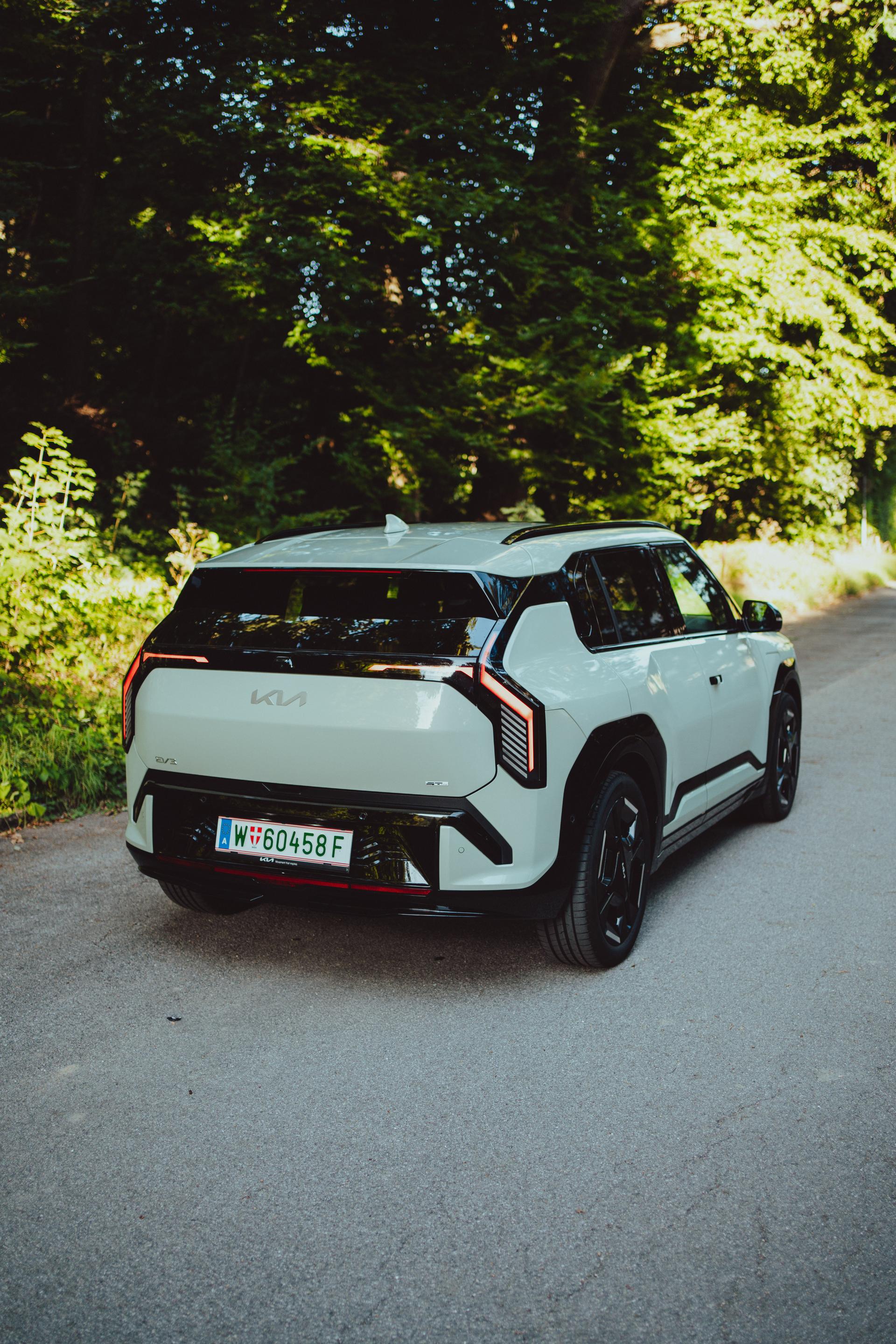 Kia_EV3